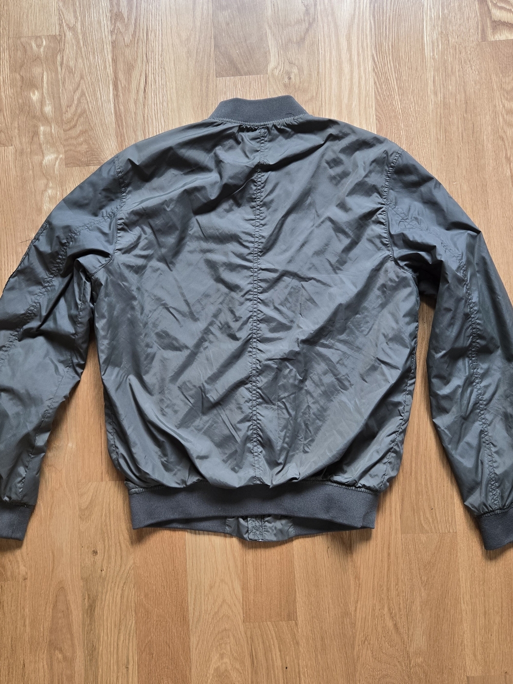 H&M Men's Bomber Jacket in Army Green